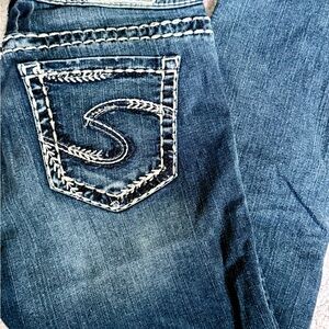 Silver Jeans Suki Mid Capri Womens W27 Stretch Denim Dark Wash Casual